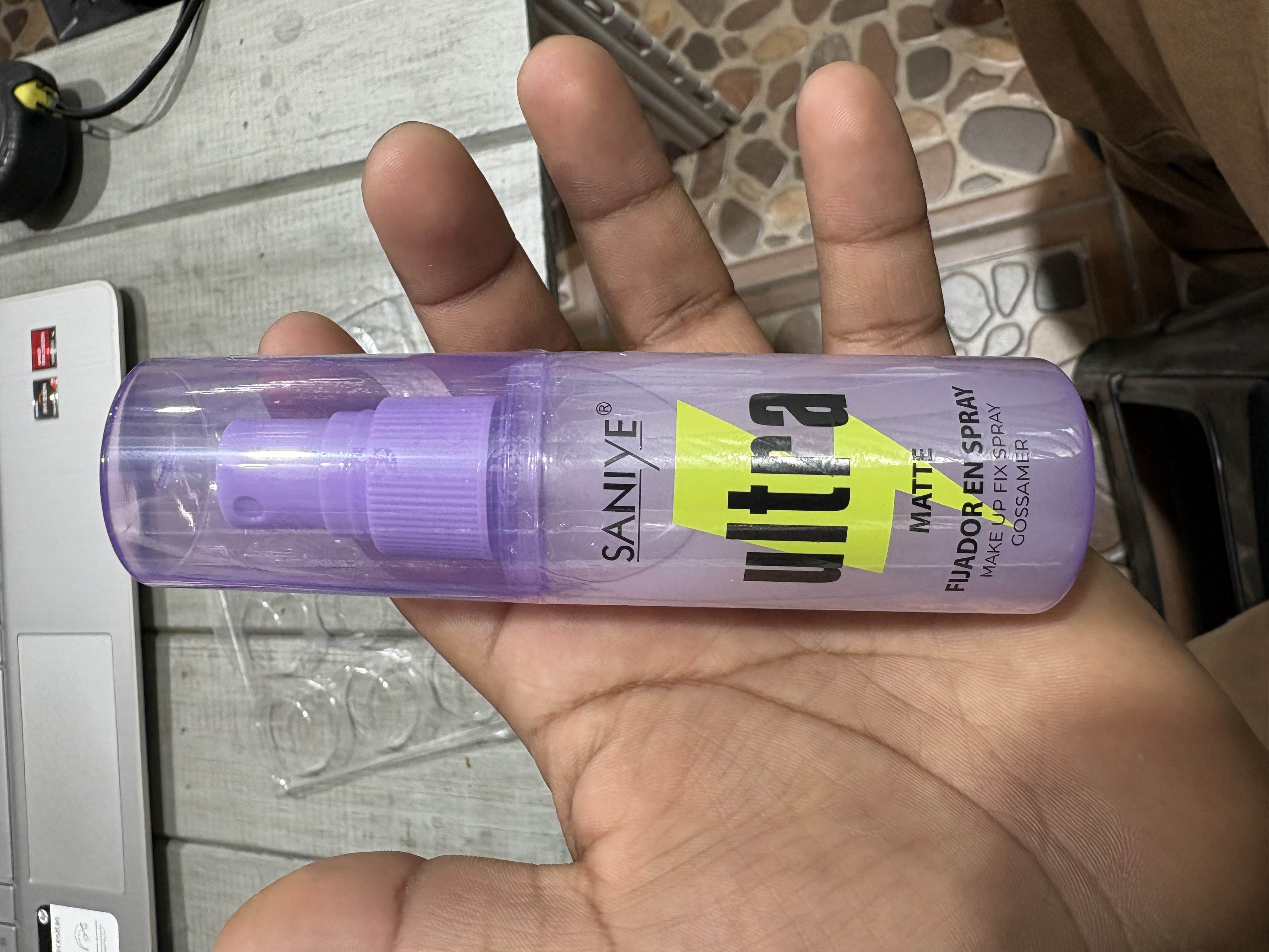 Fijador en Spray - Saniye