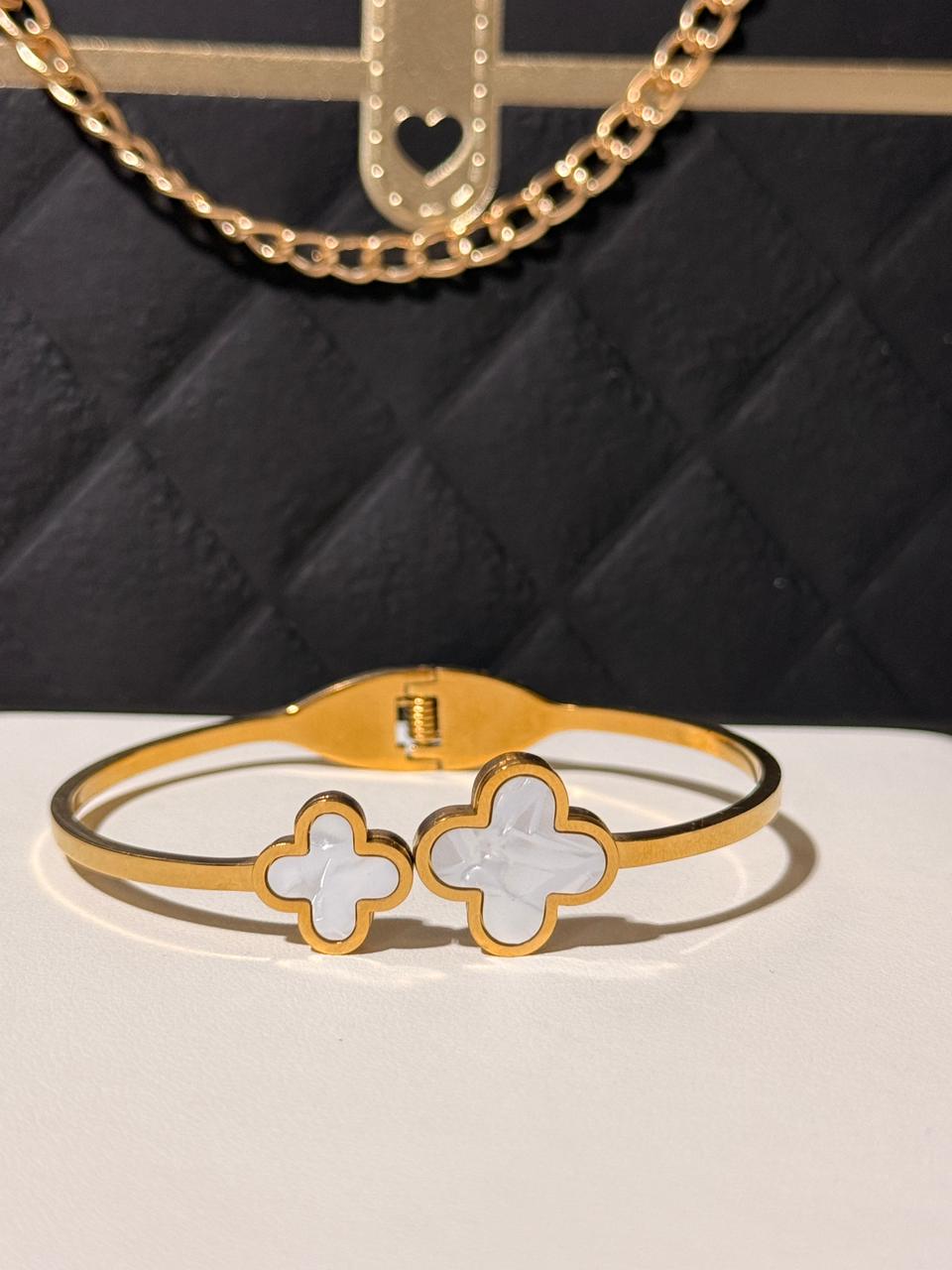 Pulsera Rigidas Dorados - Doble Trebol blanco #6