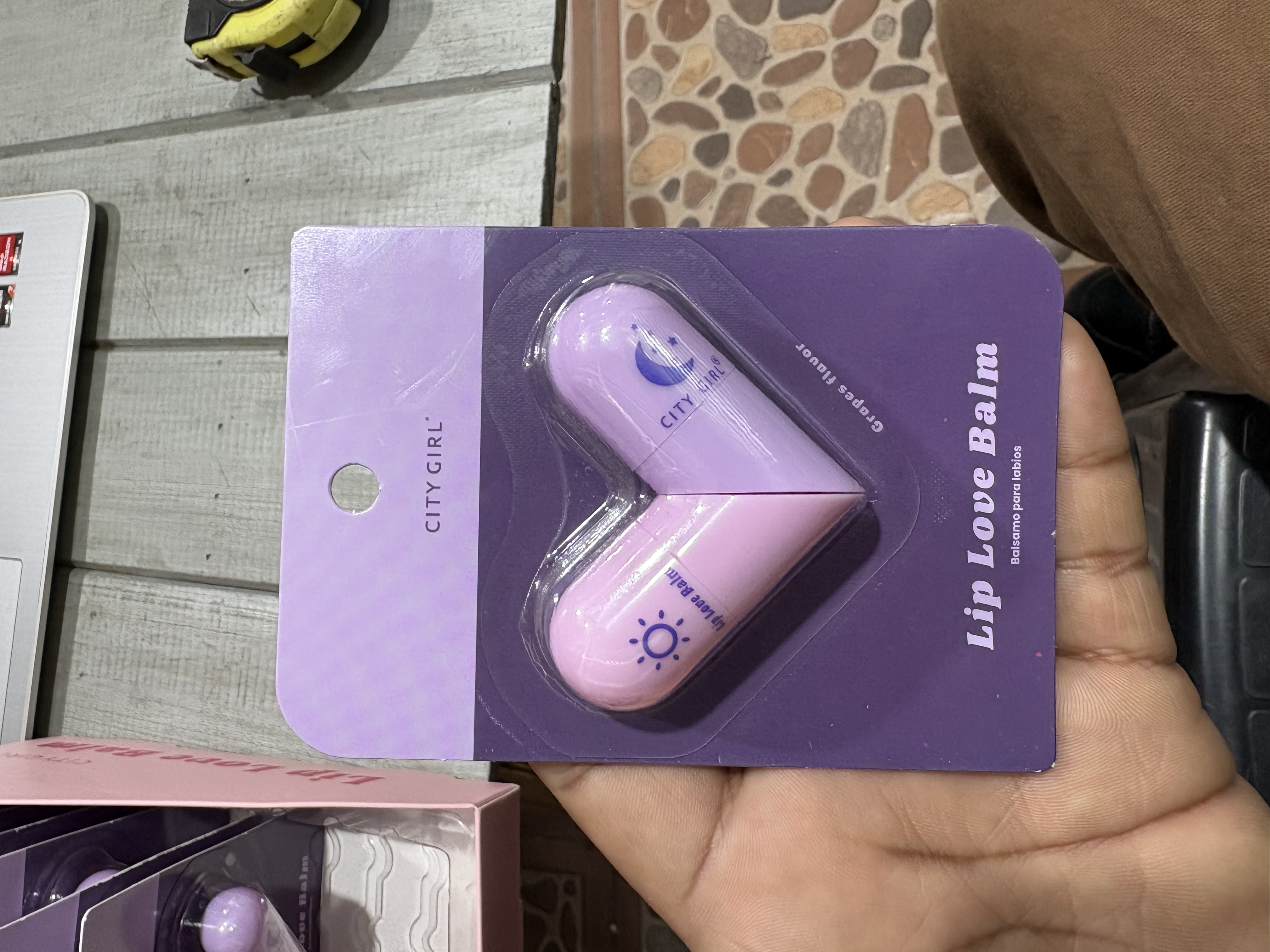 Bálsamo para labios - Lip love Balm 