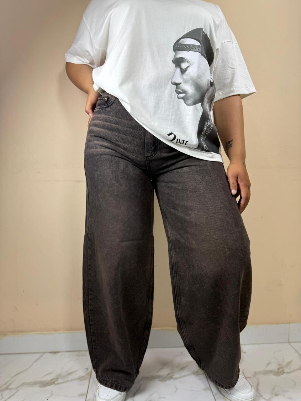 Remera boxy fit - Hueso / Tupac